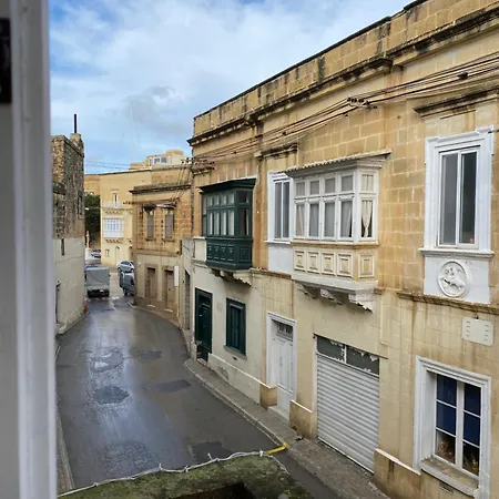 Konukevi St Therese Victoria