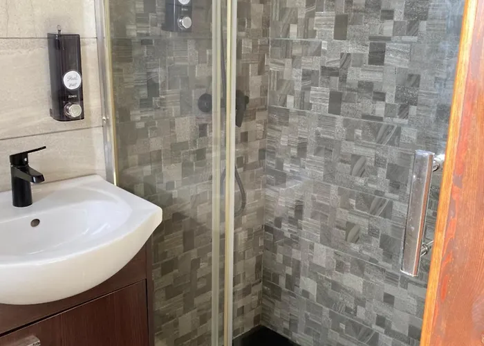 St Therese Konukevi Victoria